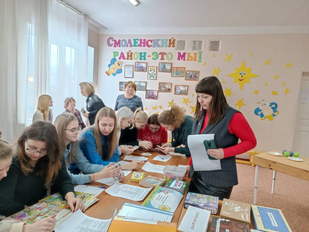 Методический день для обучающихся «Смоленского педагогического колледжа» в  МБДОУ Детский сад «Светлячок» Смоленского района – Смоленский  педагогический колледж